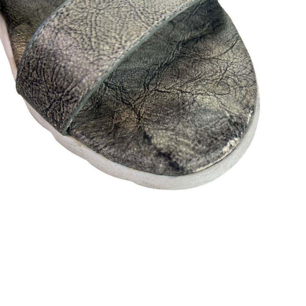 Eileen Fisher Sport Criss Cross Banded Sandals - Picture 5 of 9